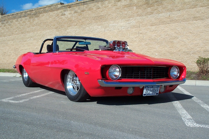 pics of Mike Munro's Show quality resto-rod