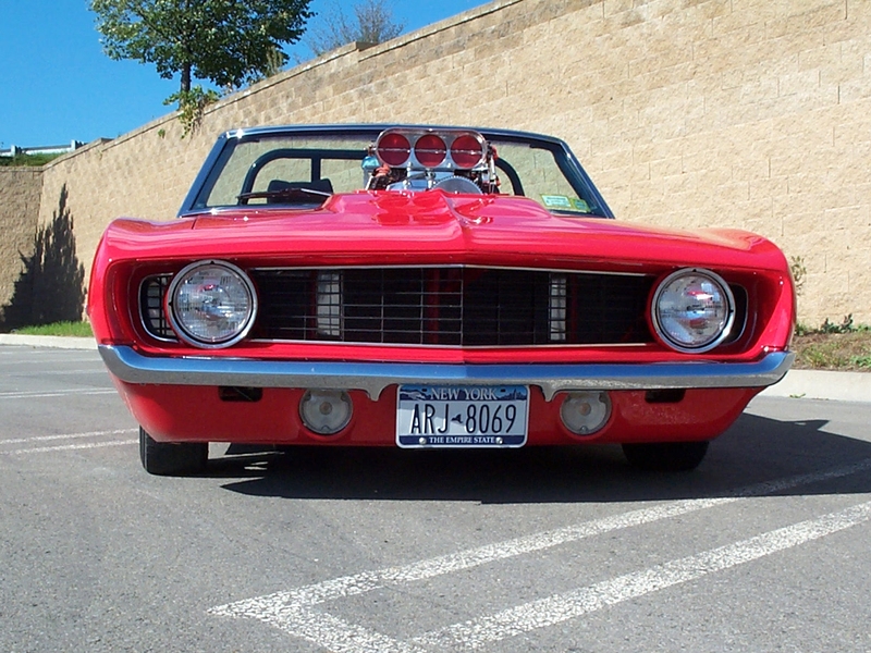 pics of Mike Munro's Show quality resto-rod