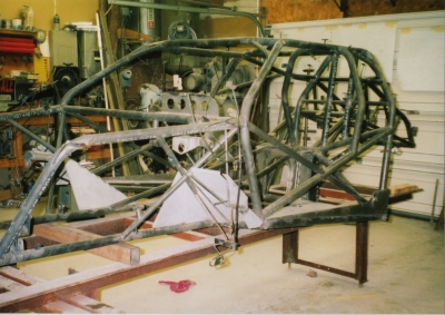 pics of Frank's new 5sec legal Fabricated chassis build up