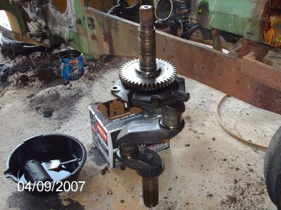 pics of Franks pet Tractor resto project