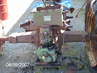 pics of Franks pet Tractor resto project