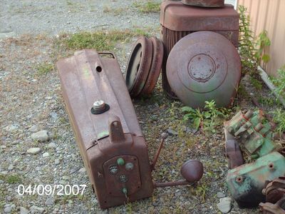 pics of Franks pet Tractor resto project