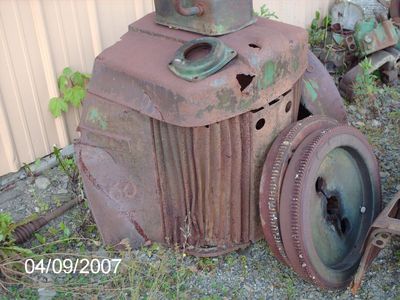 pics of Franks pet Tractor resto project