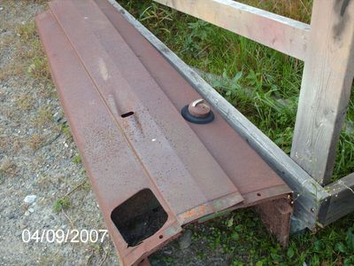 pics of Franks pet Tractor resto project