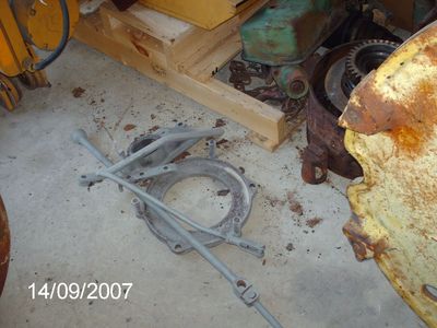pics of Franks pet Tractor resto project