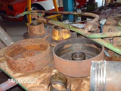 pics of Franks pet Tractor resto project