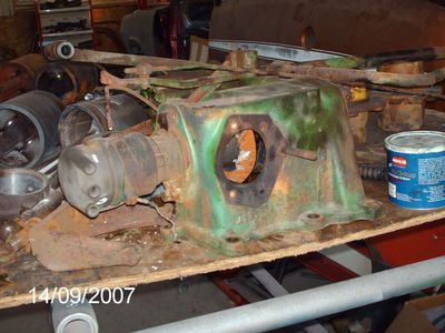 pics of Franks pet Tractor resto project